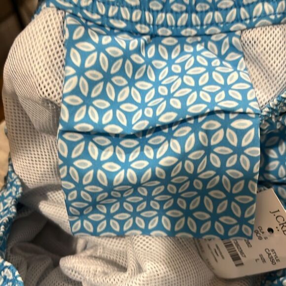 J. Crew Factory CA350 Blue 8" printed swim trunk size large NWT - Picture 8 of 11